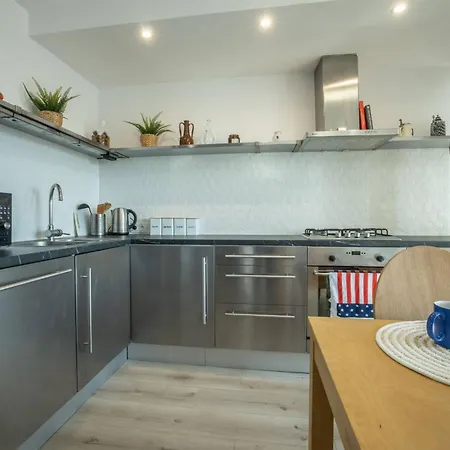 Lejlighed Centric Rooftop 4 Bedroom Premium