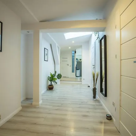 Lejlighed Centric Rooftop 4 Bedroom Premium *
